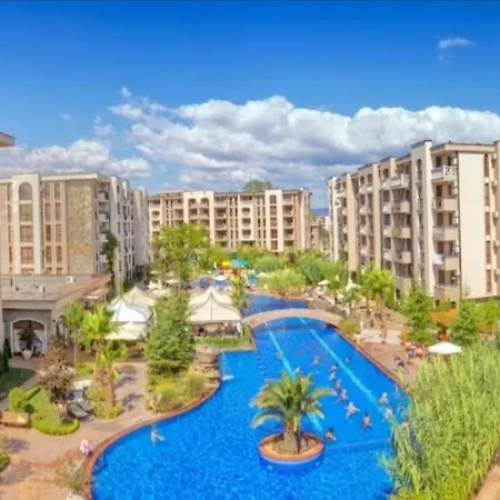 דירה Cascadas Family Pool View