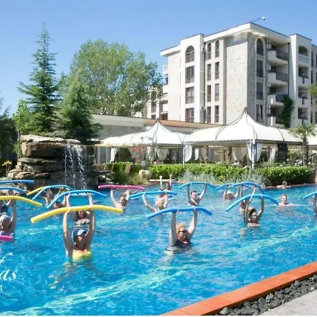 Lejlighed Cascadas Family Pool View