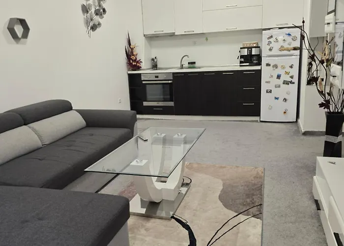 Cascadas Family Pool View *