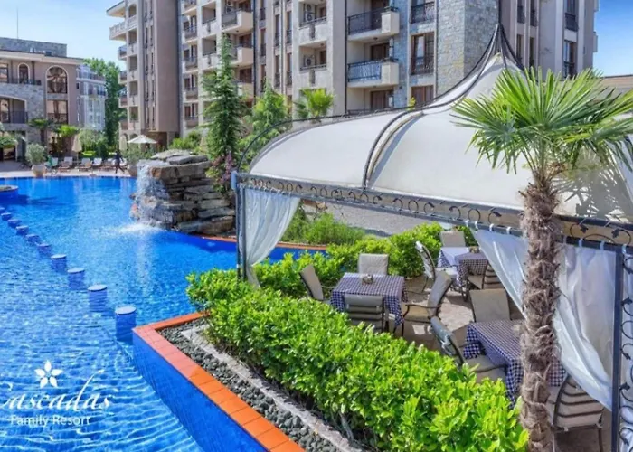 Cascadas Family Pool View Apartmán